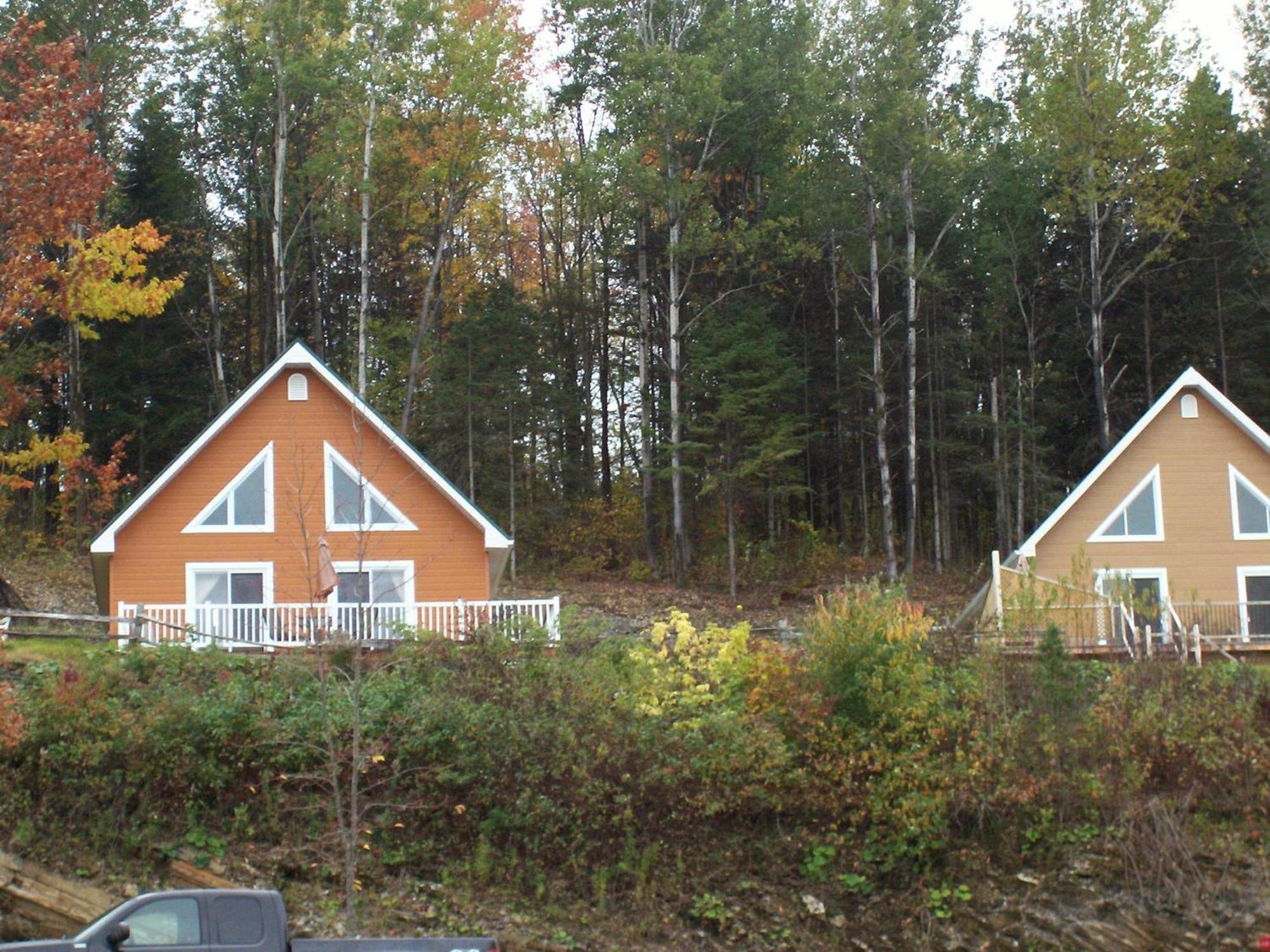 Chalets Garou Saint-Ferdinand Екстериор снимка